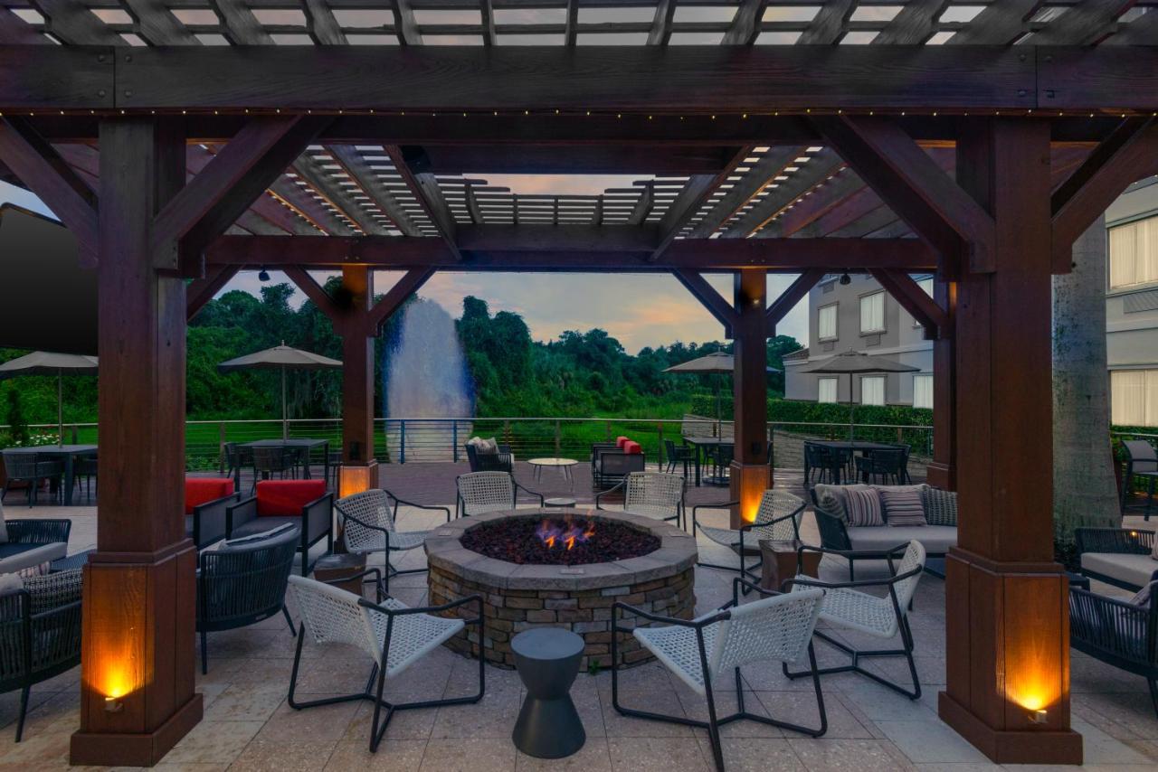 Courtyard By Marriott Sarasota At Town Center Hotel Desoto Lakes