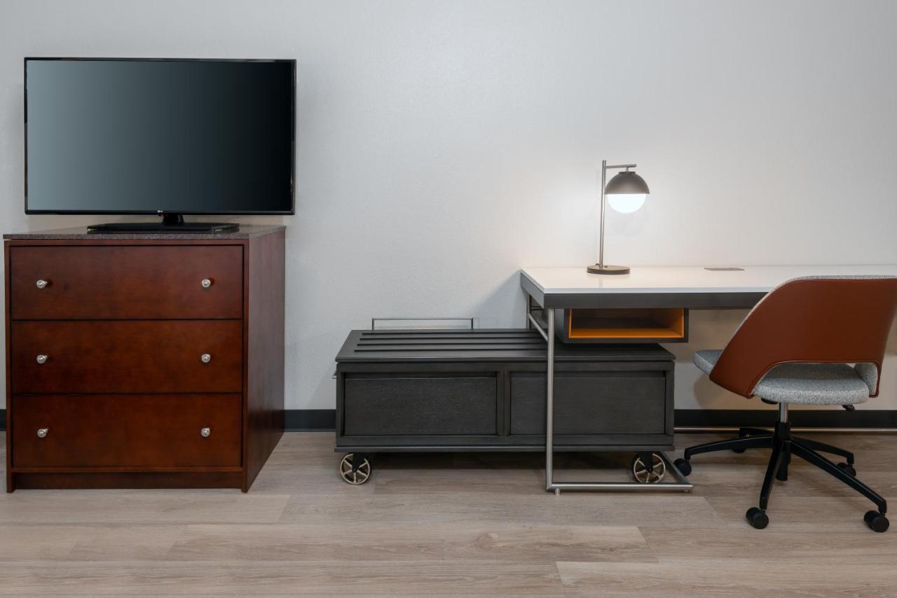 Courtyard By Marriott Sarasota At Town Center Desoto Lakes