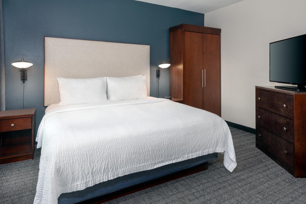 Courtyard By Marriott Sarasota At Town Center Desoto Lakes