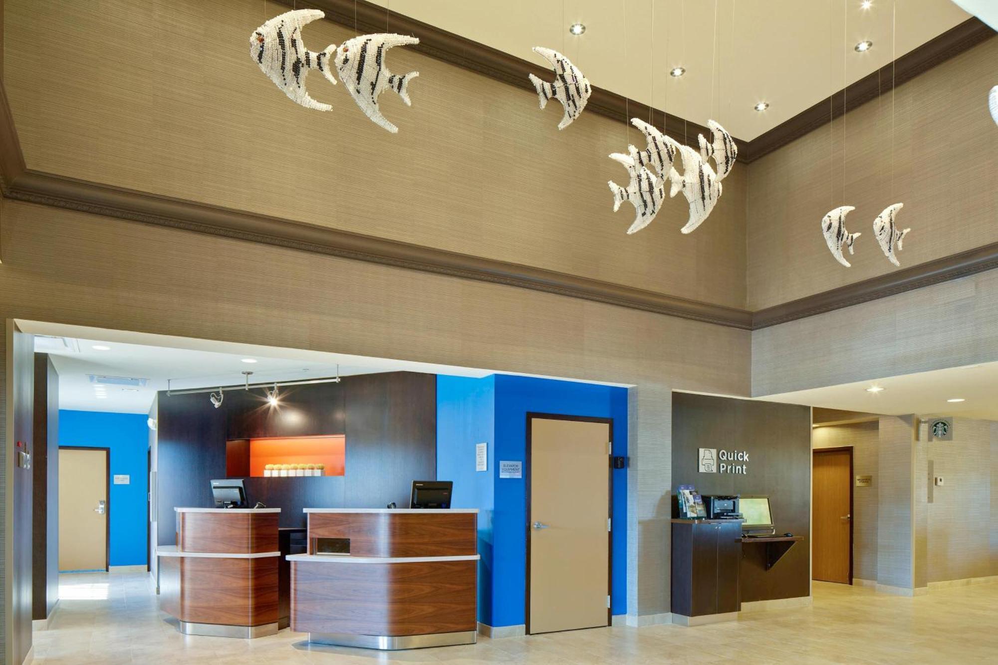 Hotel Courtyard By Marriott Sarasota At Town Center 3*