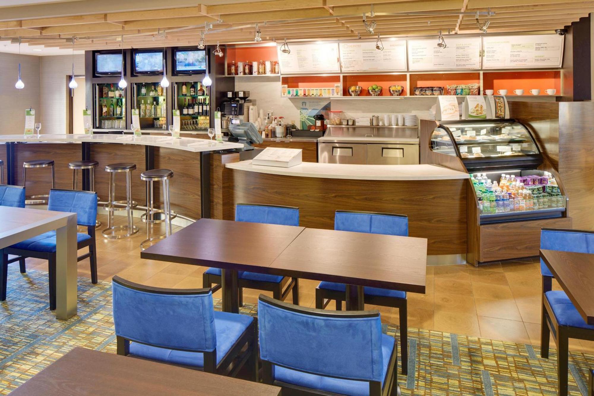 Hotel Courtyard By Marriott Sarasota At Town Center Desoto Lakes