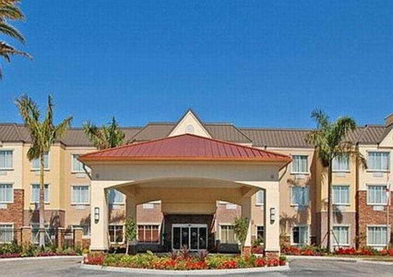 Courtyard By Marriott Sarasota At Town Center Desoto Lakes