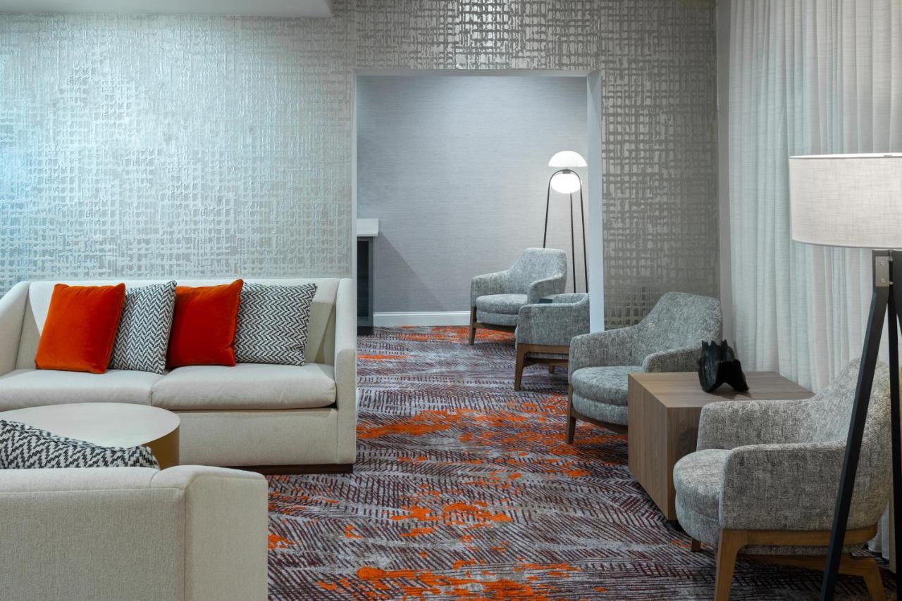 Courtyard By Marriott Sarasota At Town Center