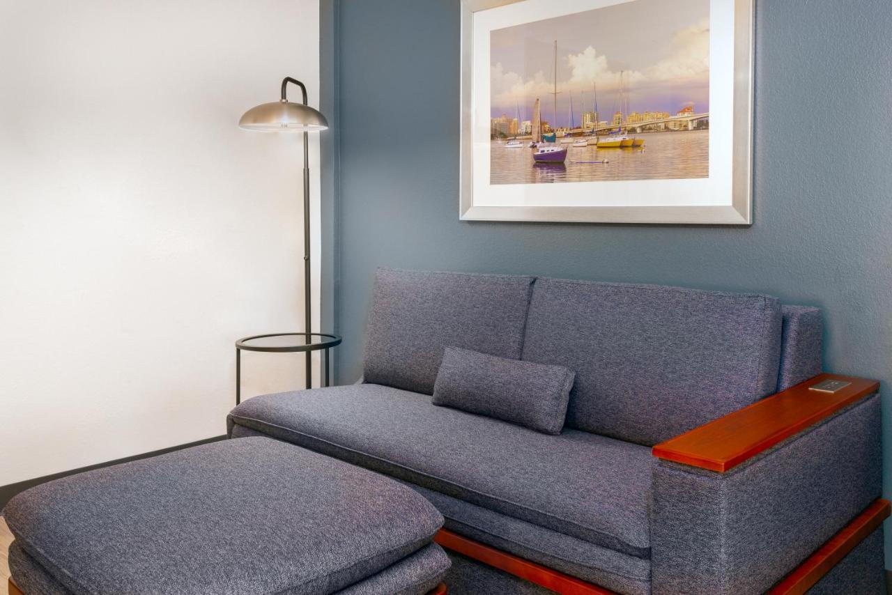 Hotel Courtyard By Marriott Sarasota At Town Center