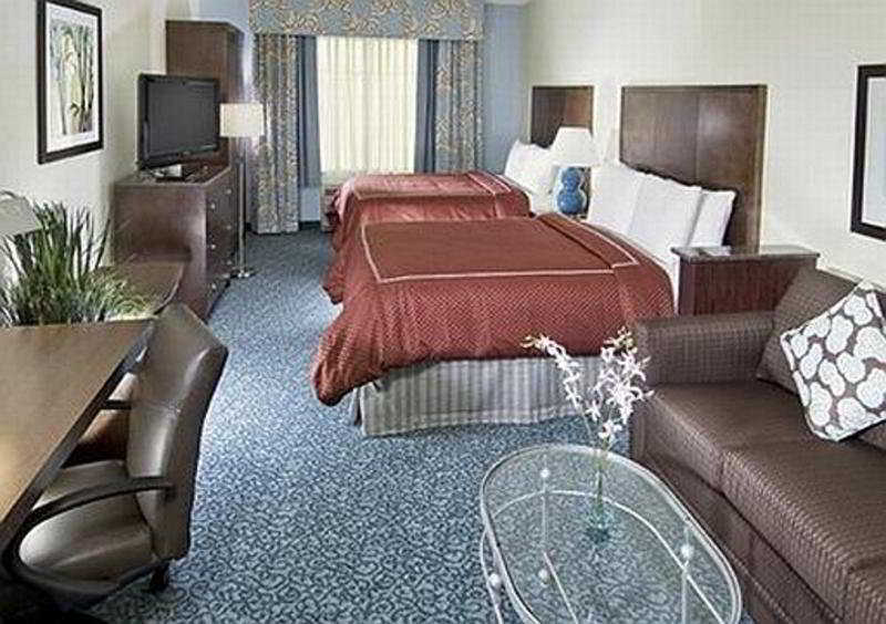 Hotel Courtyard By Marriott At University Town Center