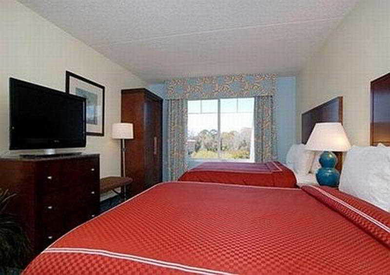 Courtyard By Marriott Sarasota At Town Center Desoto Lakes