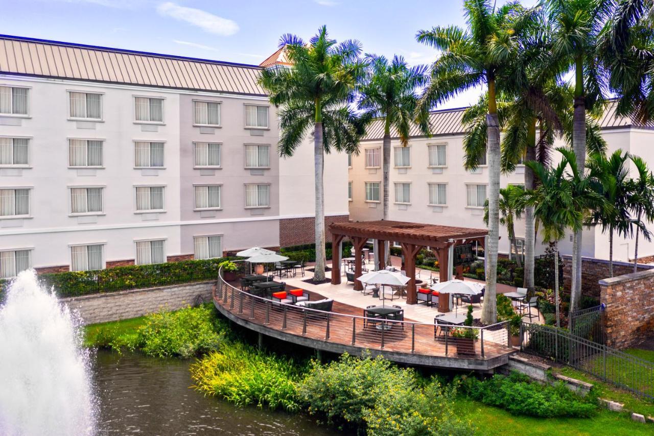 Courtyard By Marriott Sarasota At Town Center Hotel 3*