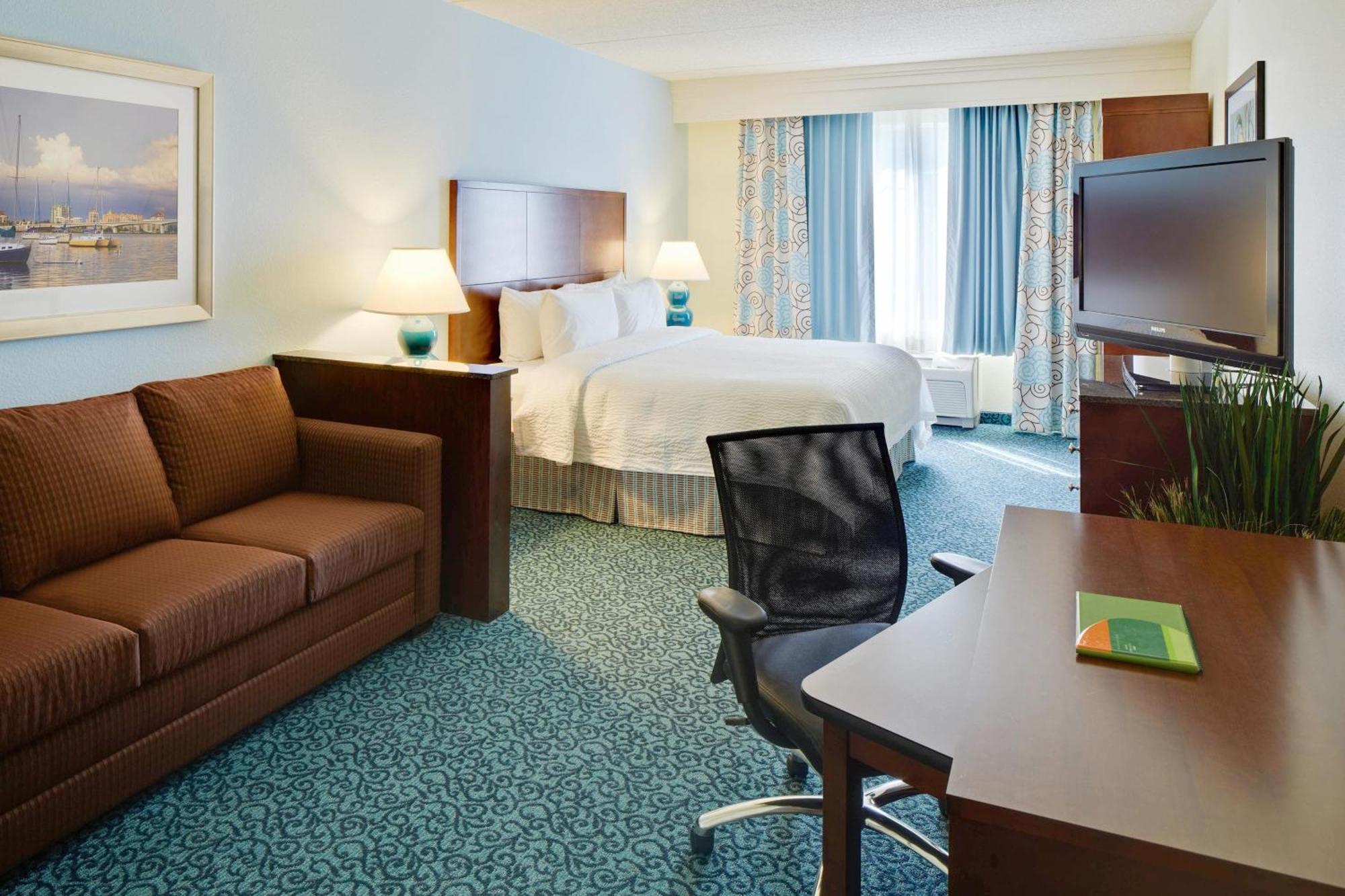 Hotel Courtyard By Marriott Sarasota At Town Center